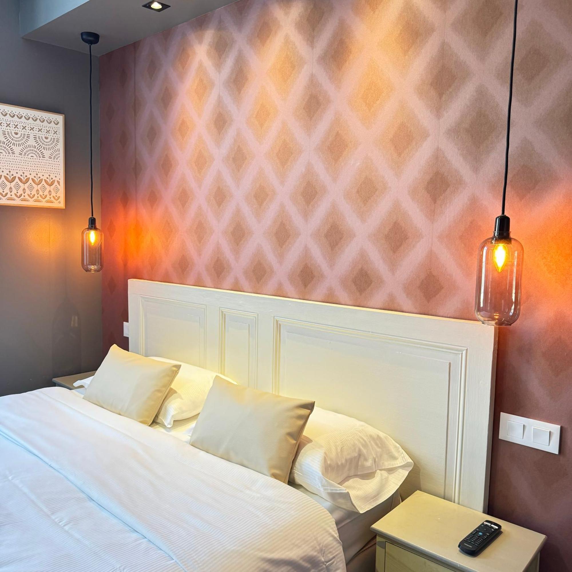 Cit'Hotel Les Alizes 디나르 외부 사진