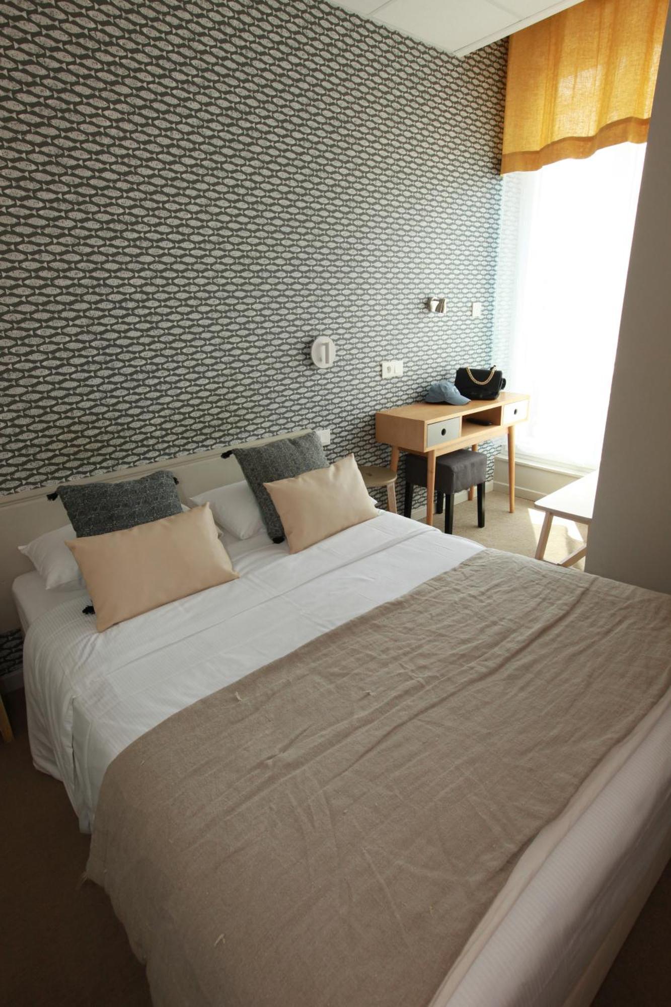 Cit'Hotel Les Alizes 디나르 외부 사진