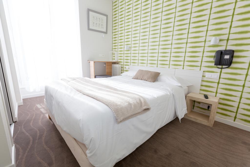 Cit'Hotel Les Alizes 디나르 외부 사진
