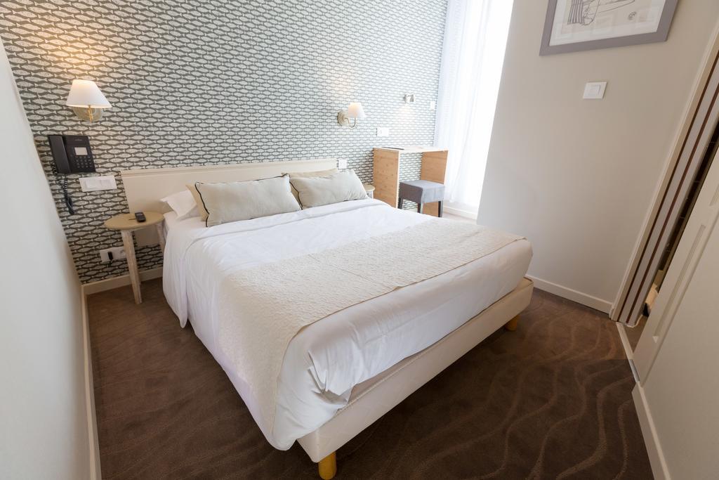 Cit'Hotel Les Alizes 디나르 외부 사진